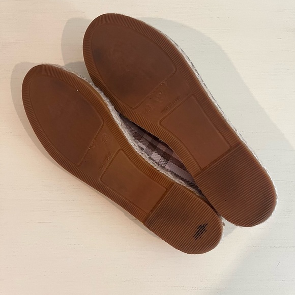 Original Burberry moccasins! Worn once! Great condition! Like new! - Picture 2 of 3